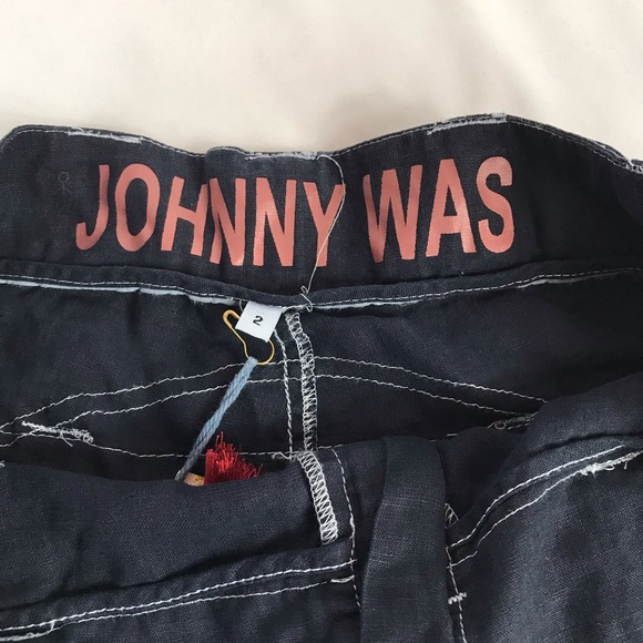 Johnny Was Blue Linen Cargo Shorts (2) NWT - Picture 3 of 6